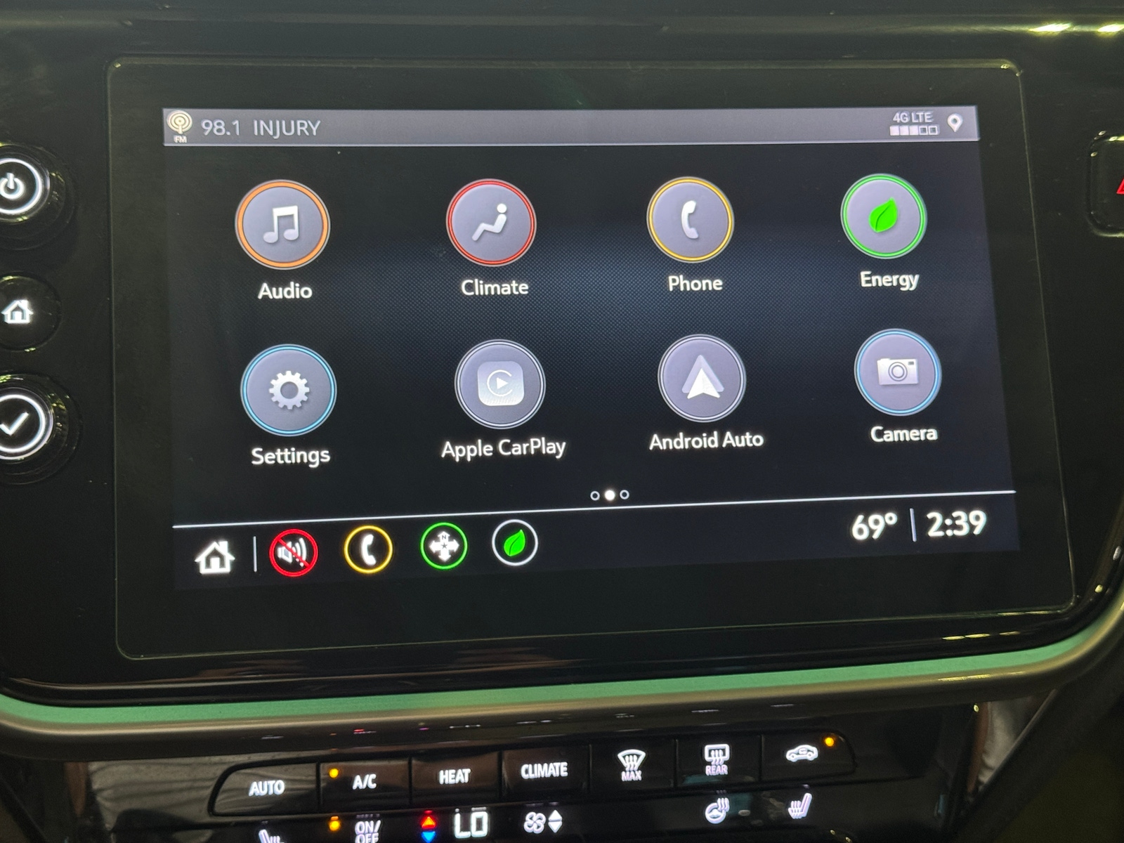 Thumbnail: 2022 Chevrolet Bolt EV - 3