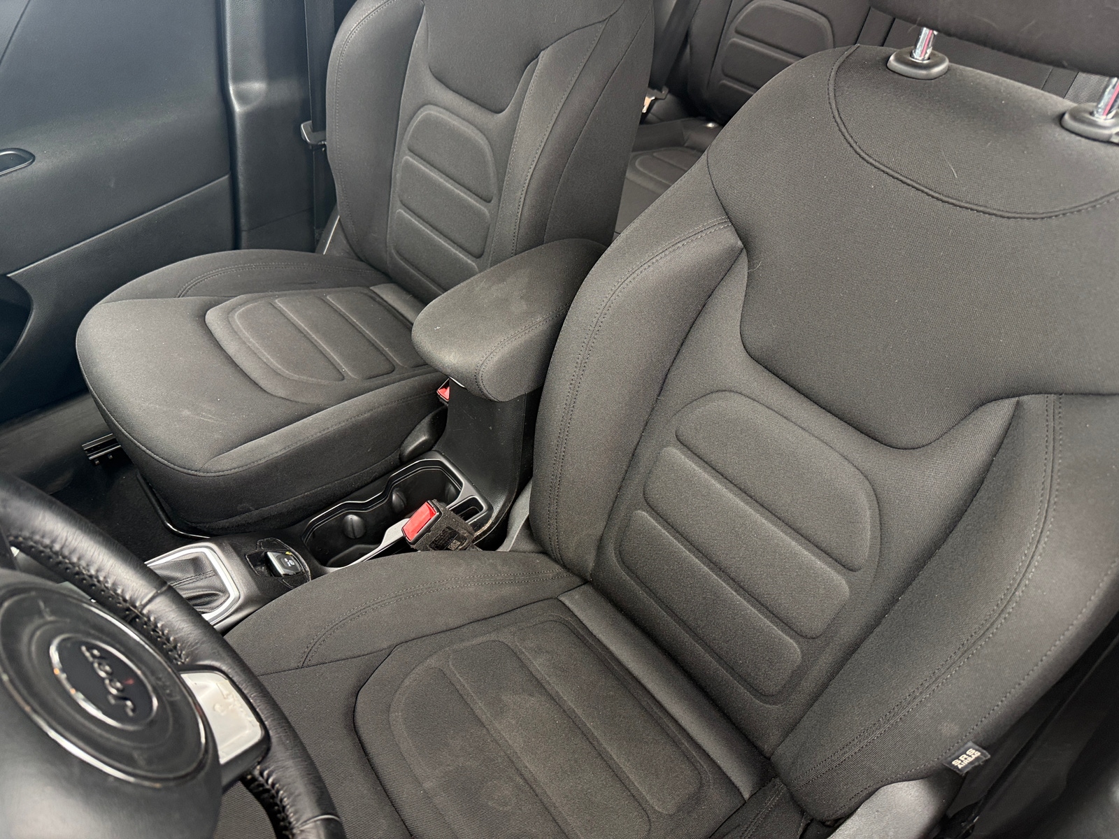 Thumbnail: 2018 Jeep Renegade - 2