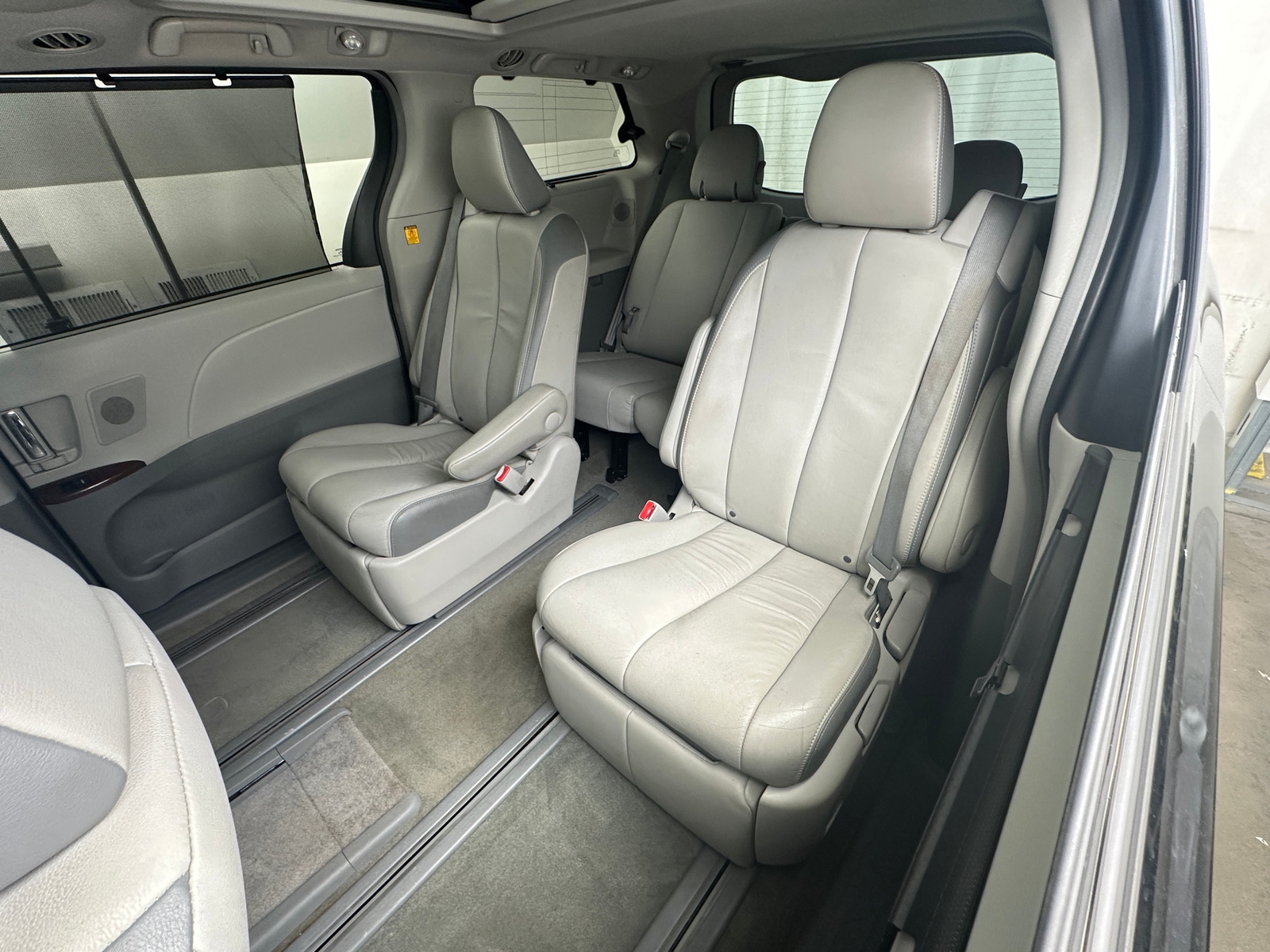 Thumbnail: 2013 Toyota Sienna - 5
