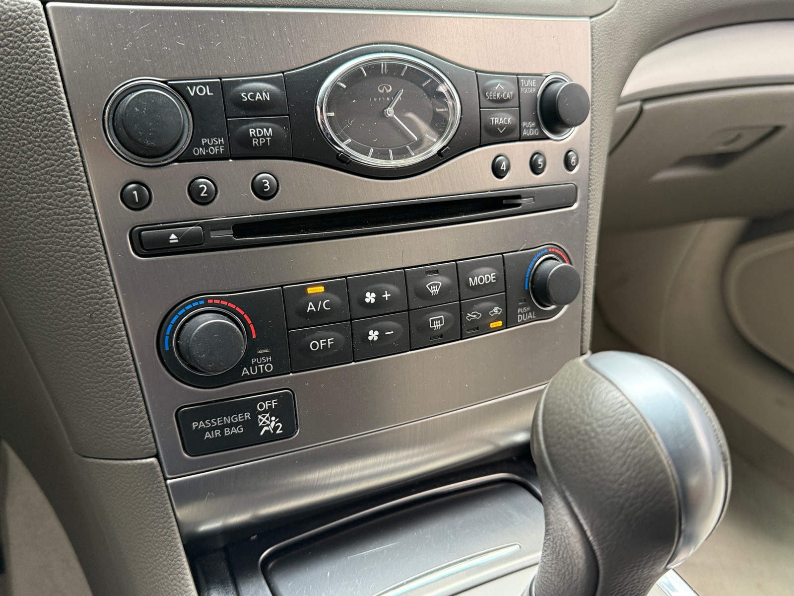 Thumbnail: 2013 INFINITI G37 - 4