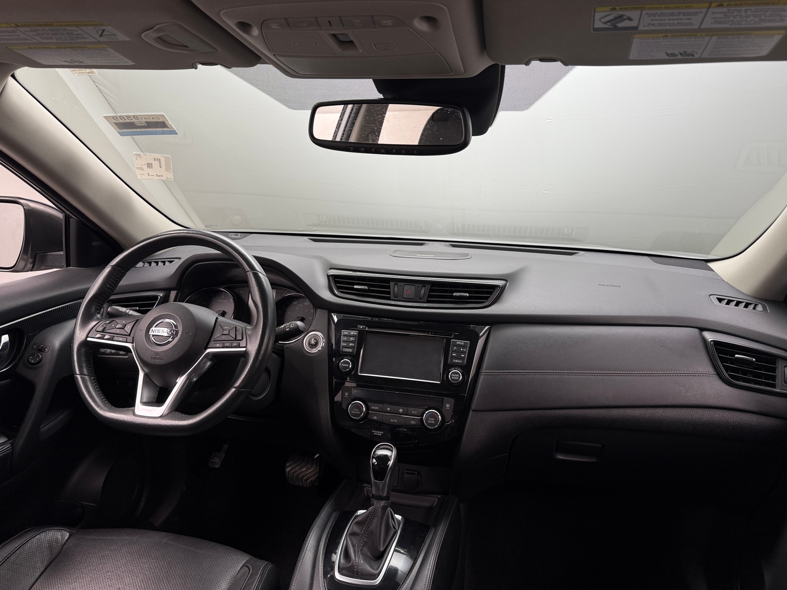 Thumbnail: 2017 Nissan Rogue - 2
