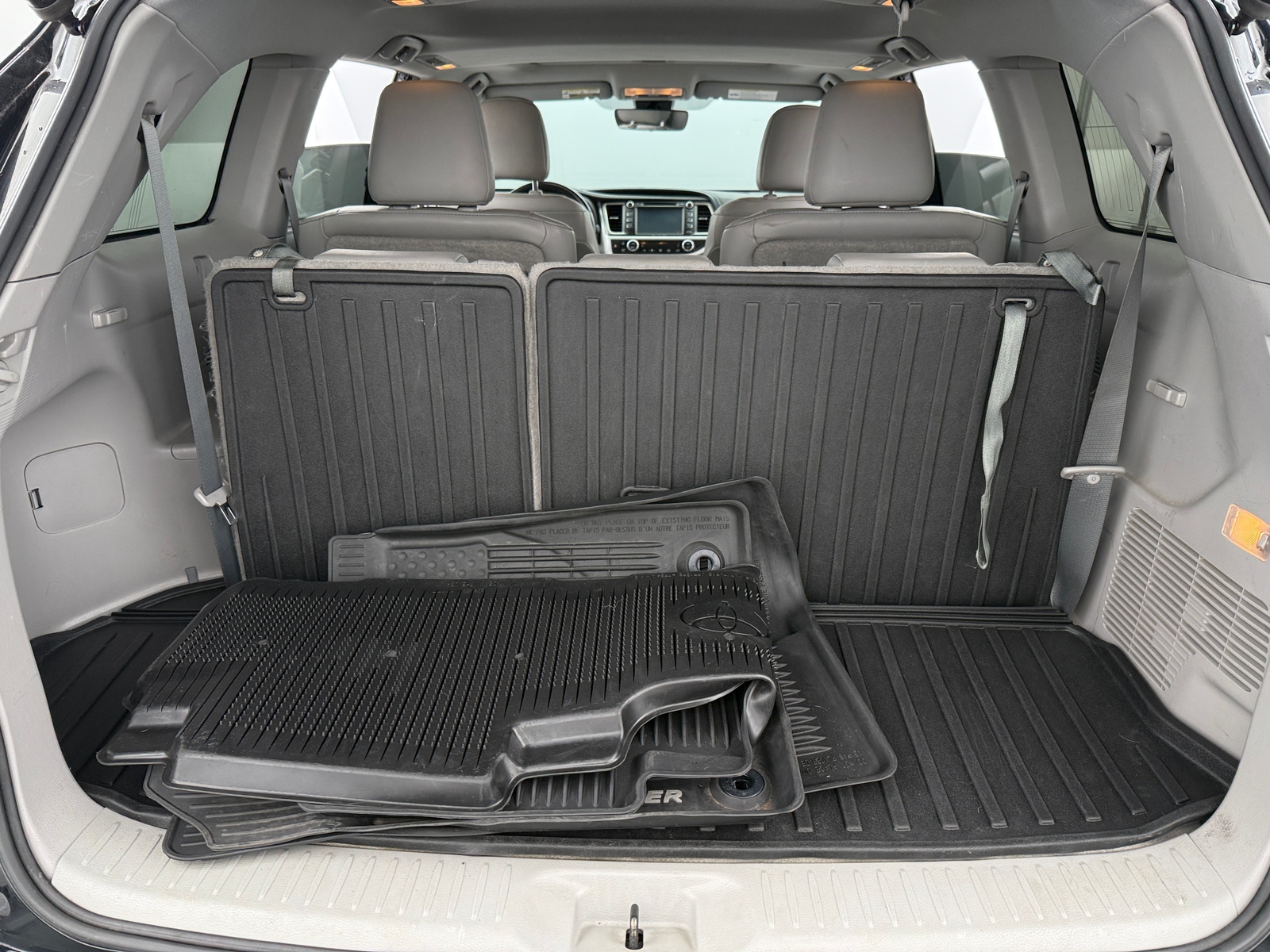 Thumbnail: 2019 Toyota Highlander - 6