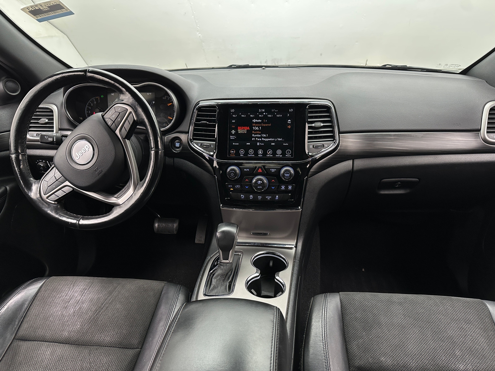 Thumbnail: 2019 Jeep Grand Cherokee - 3