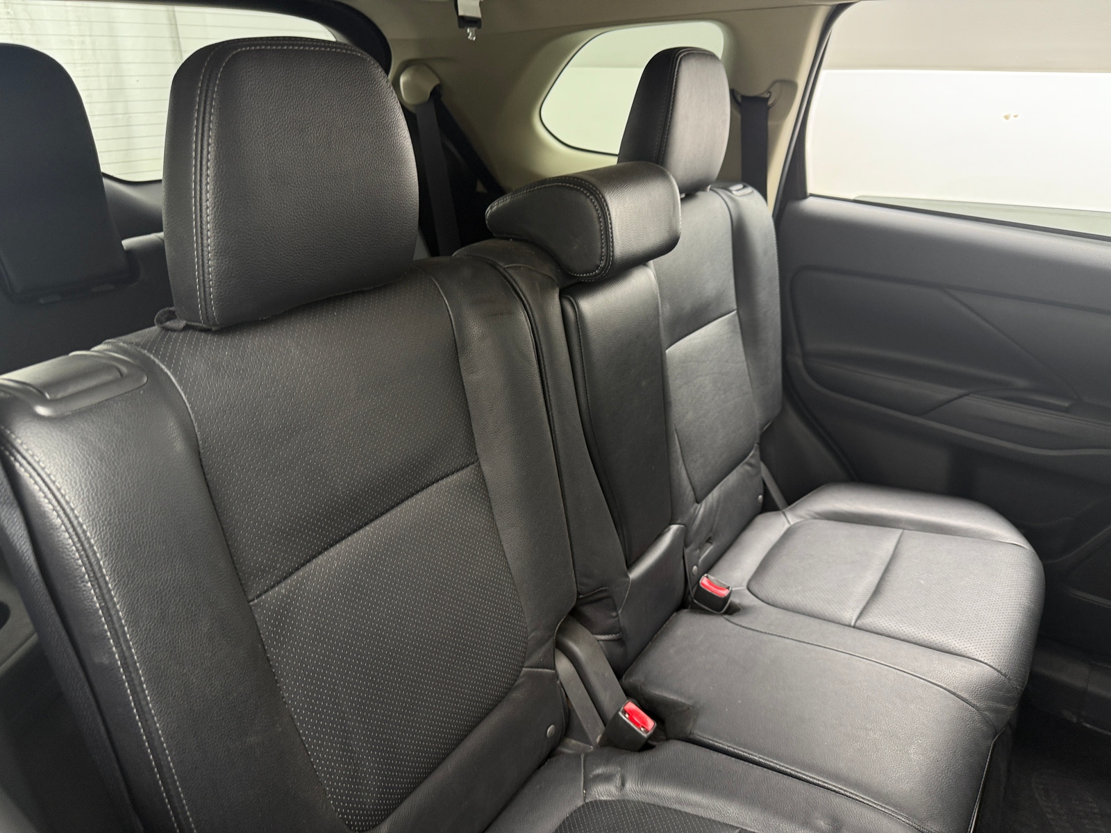 Thumbnail: 2018 Mitsubishi Outlander - 5