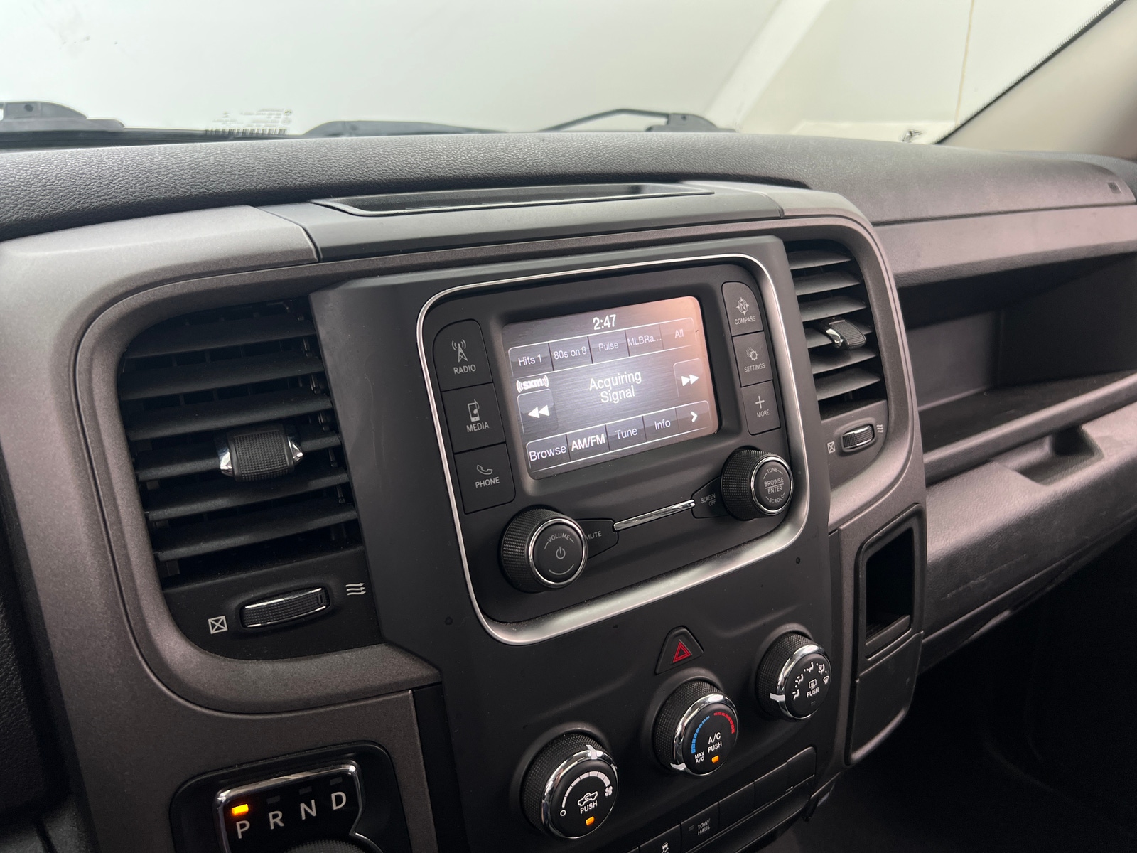 Thumbnail: 2022 RAM 1500 Classic - 3