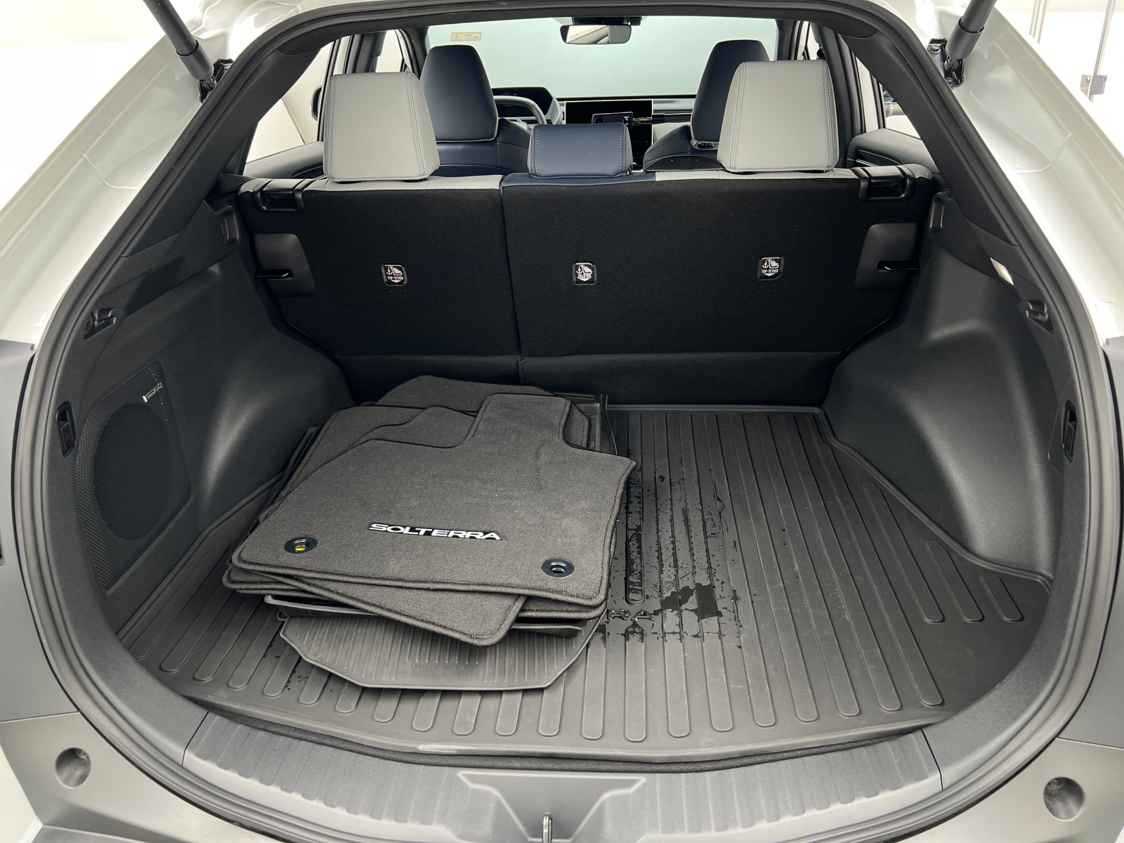 Thumbnail: 2024 Subaru Solterra - 6