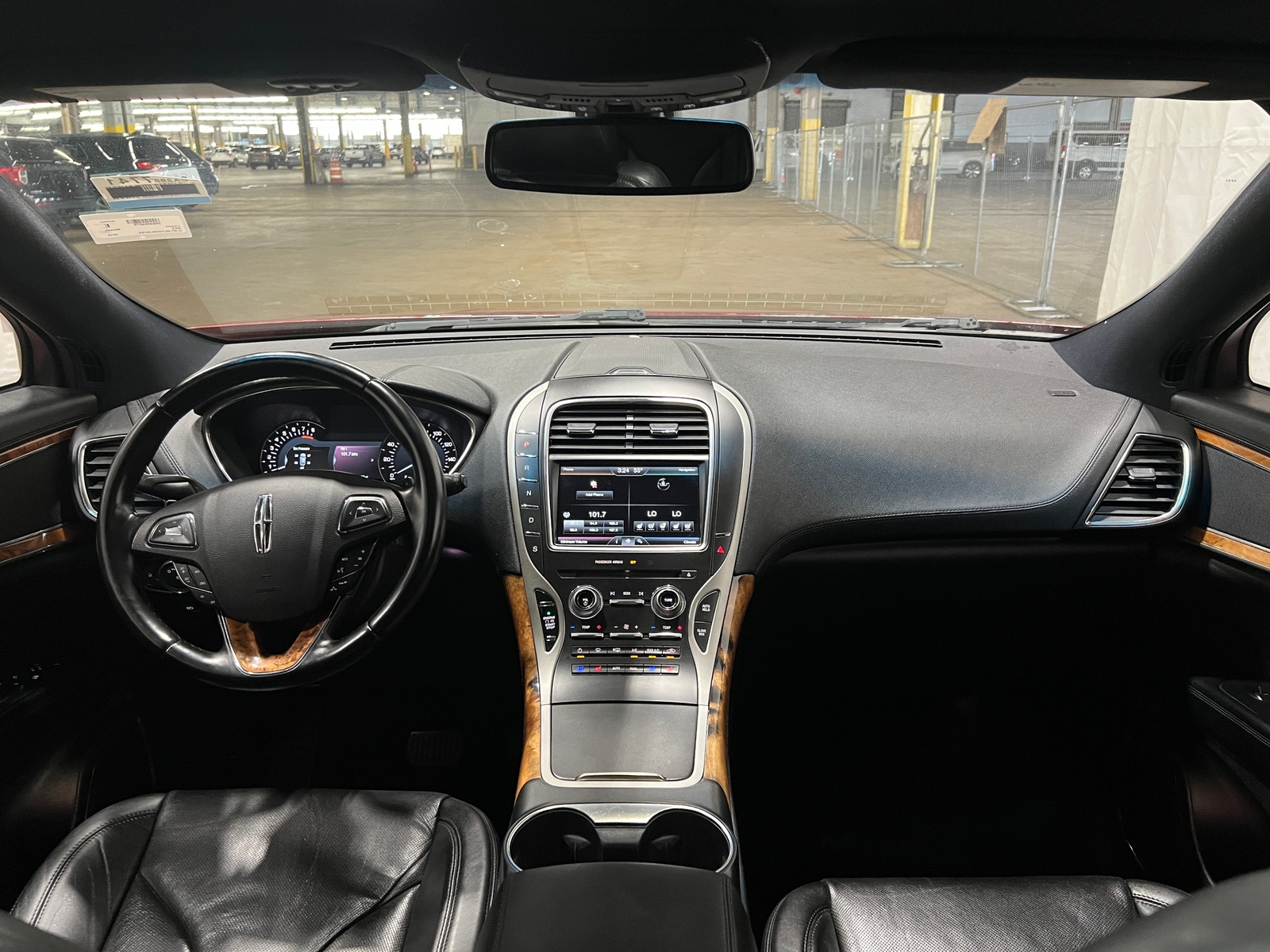 Thumbnail: 2016 Lincoln MKX - 2