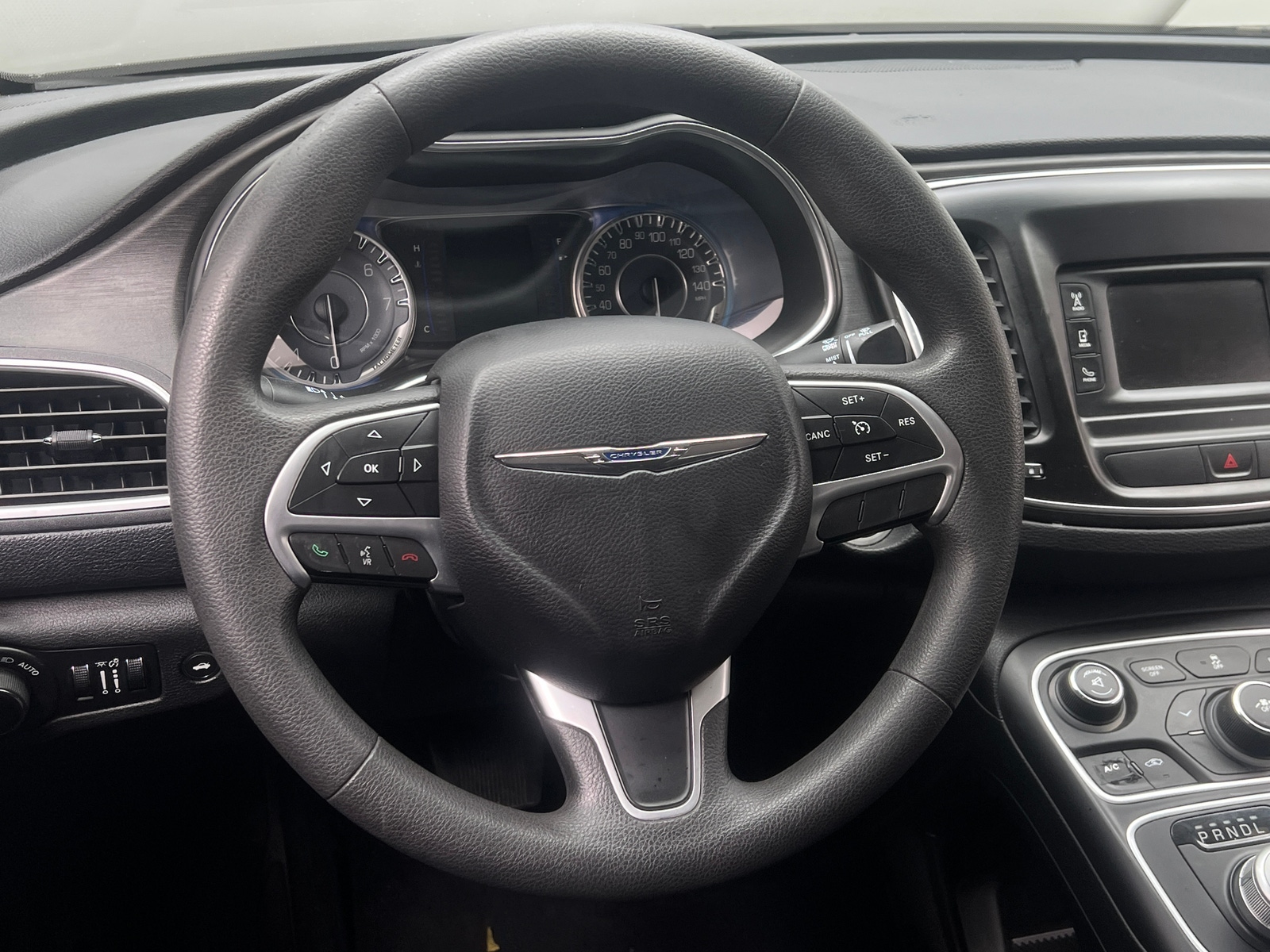 Thumbnail: 2015 Chrysler 200 - 5