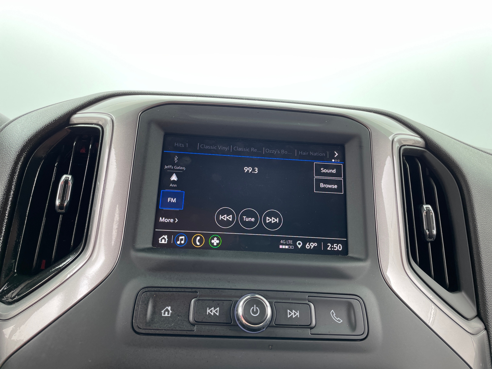 Thumbnail: 2024 Chevrolet Silverado 1500 - 4