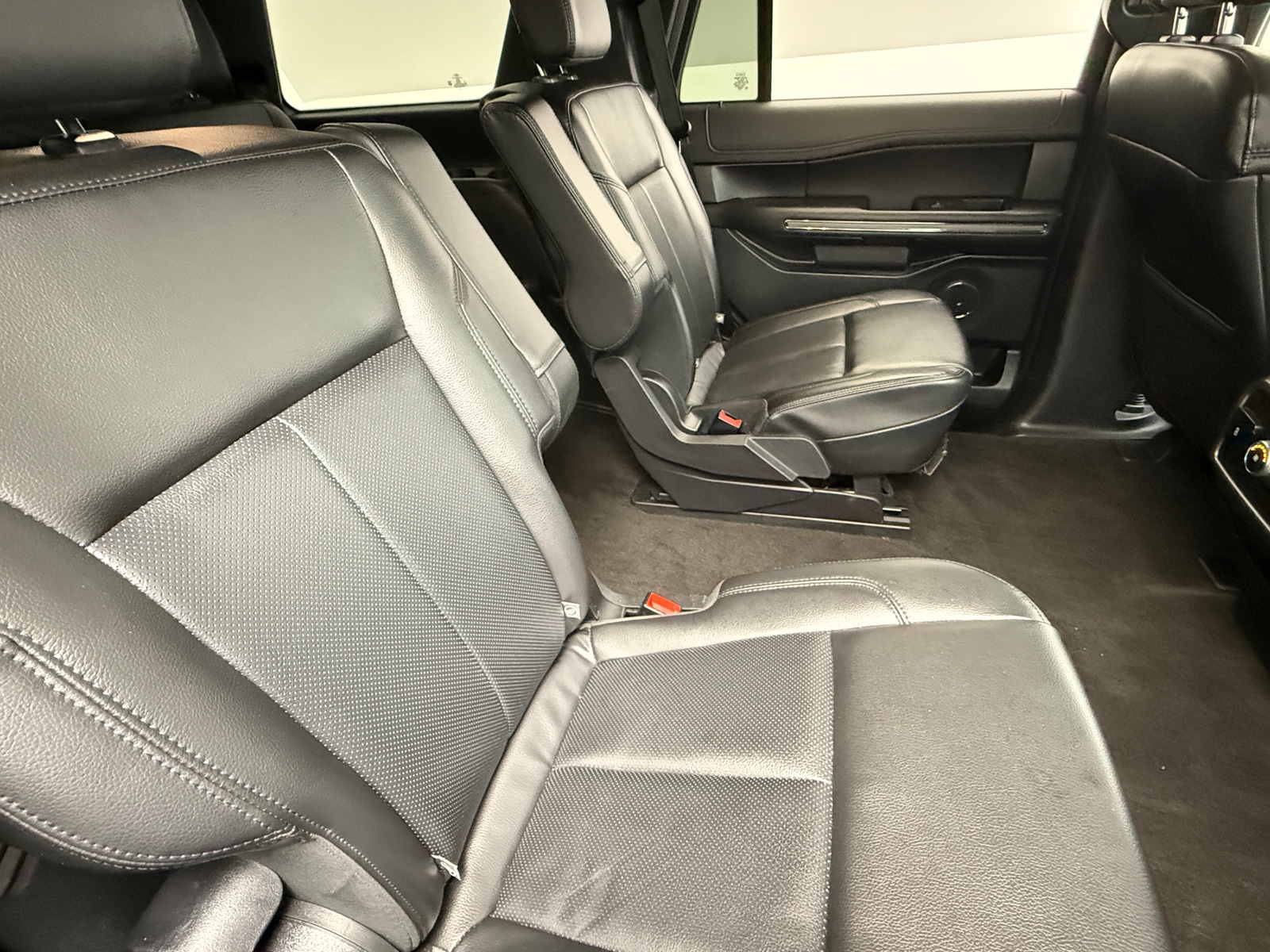 Thumbnail: 2021 Ford Expedition - 2