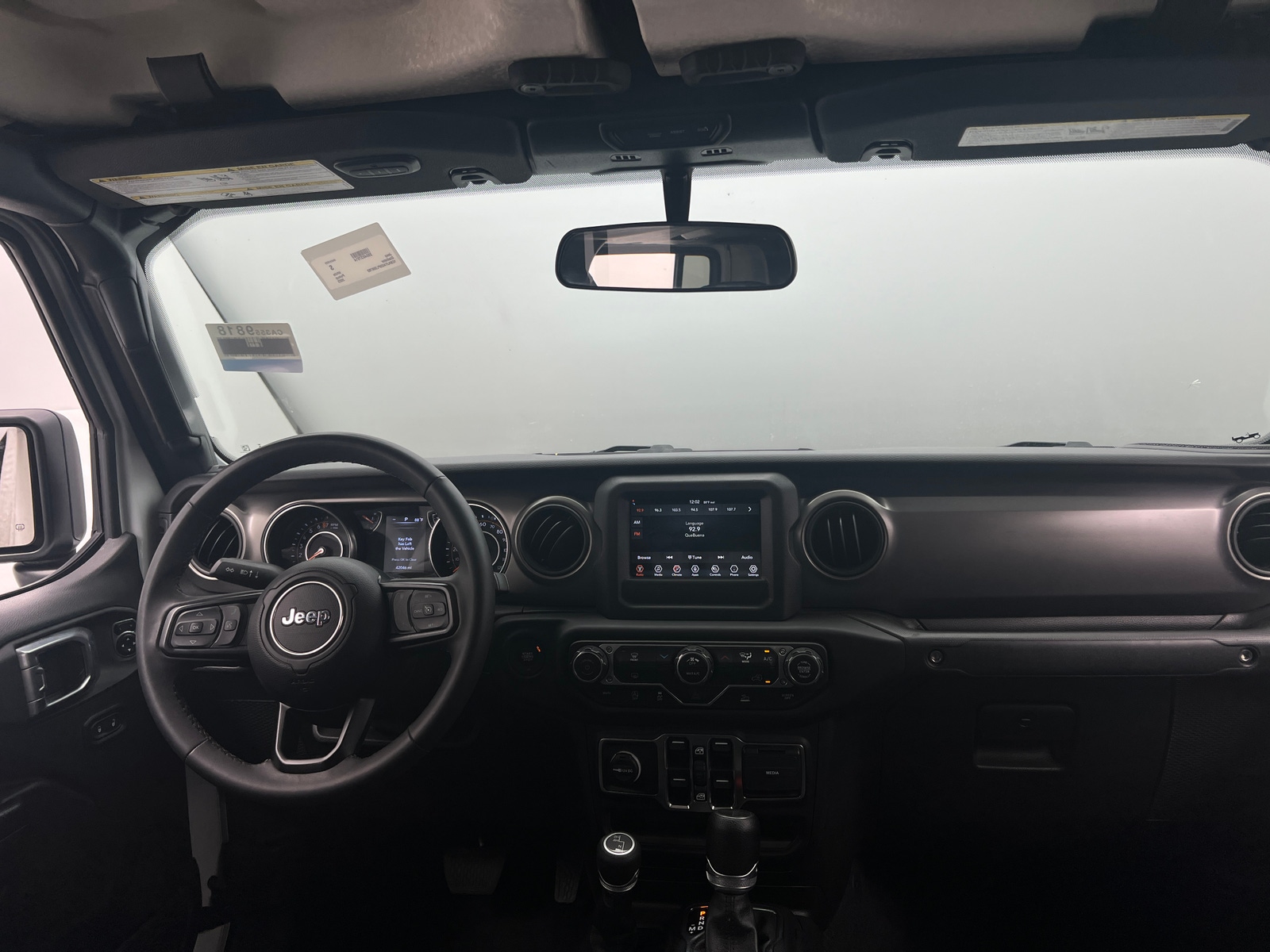 Thumbnail: 2023 Jeep Gladiator - 3