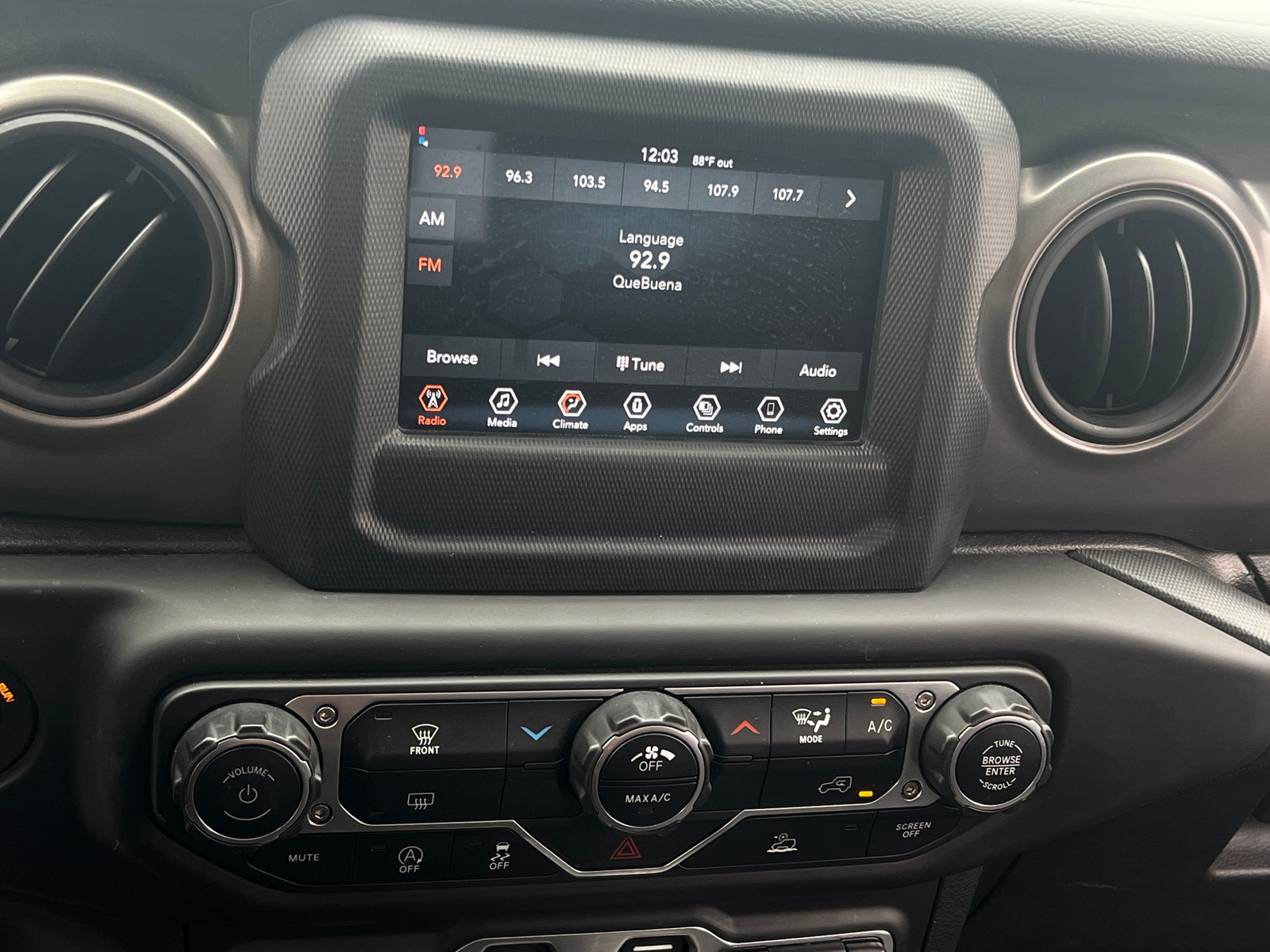 Thumbnail: 2023 Jeep Gladiator - 4