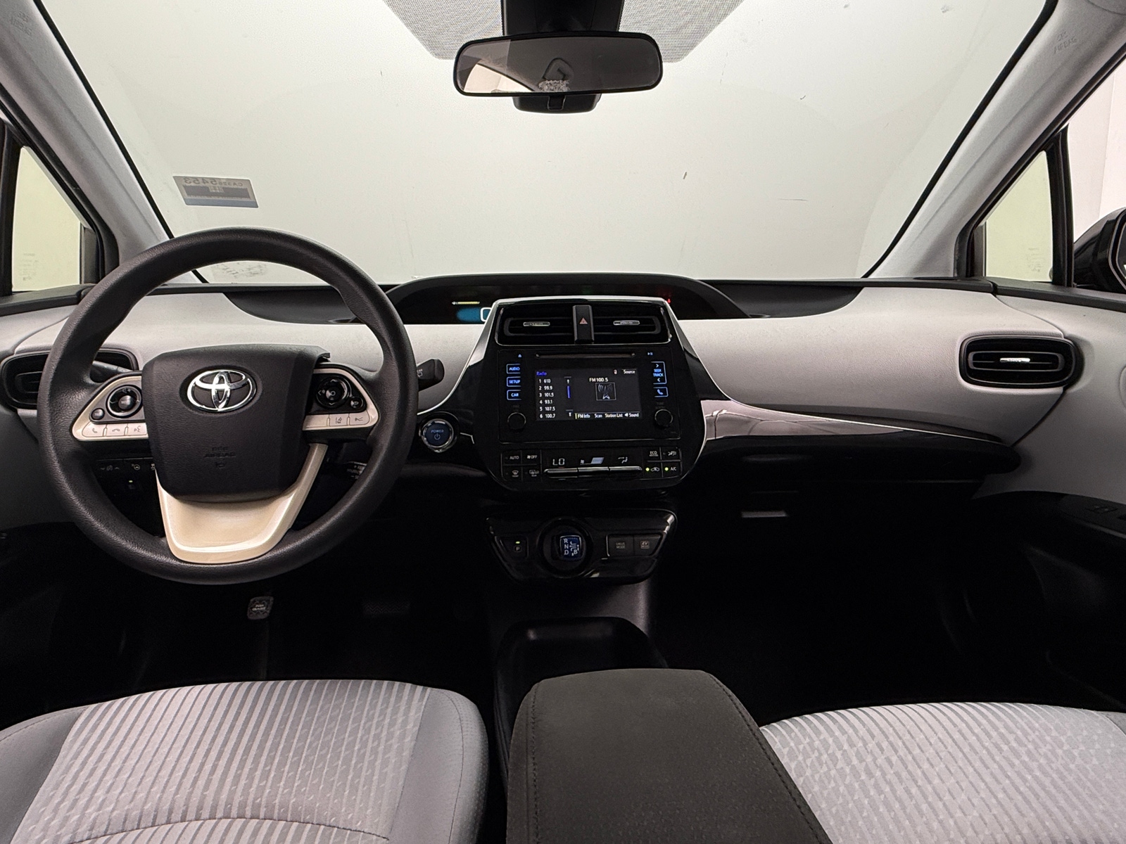 Thumbnail: 2017 Toyota Prius - 3