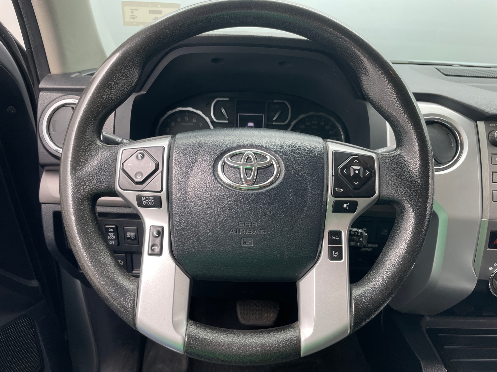 Thumbnail: 2019 Toyota Tundra - 5
