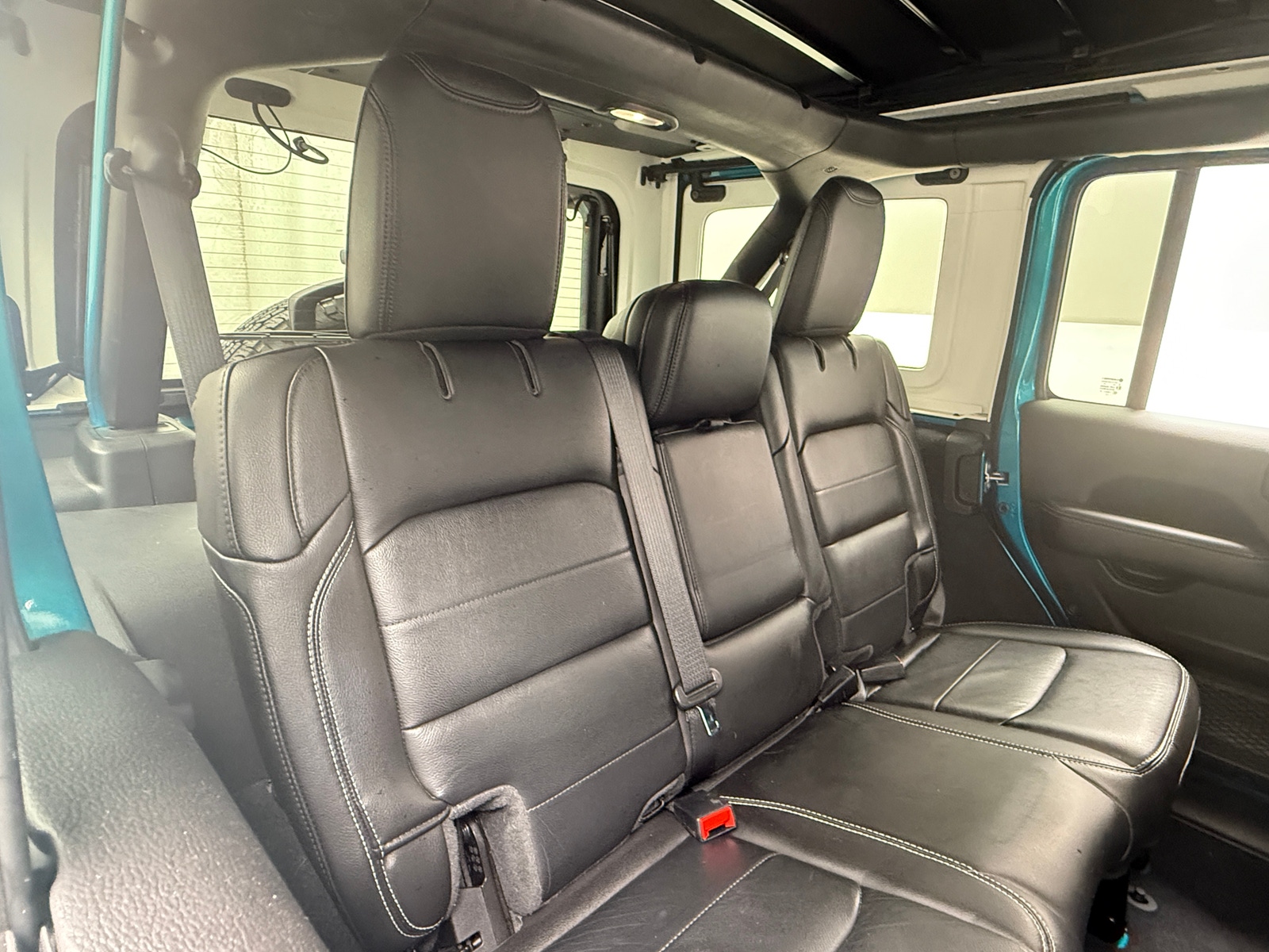 Thumbnail: 2019 Jeep Wrangler - 5