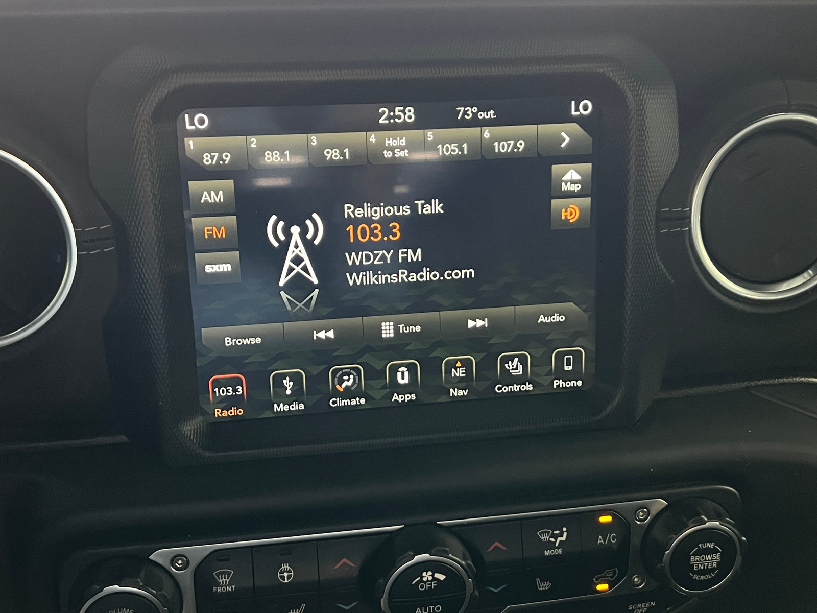 Thumbnail: 2019 Jeep Wrangler - 3