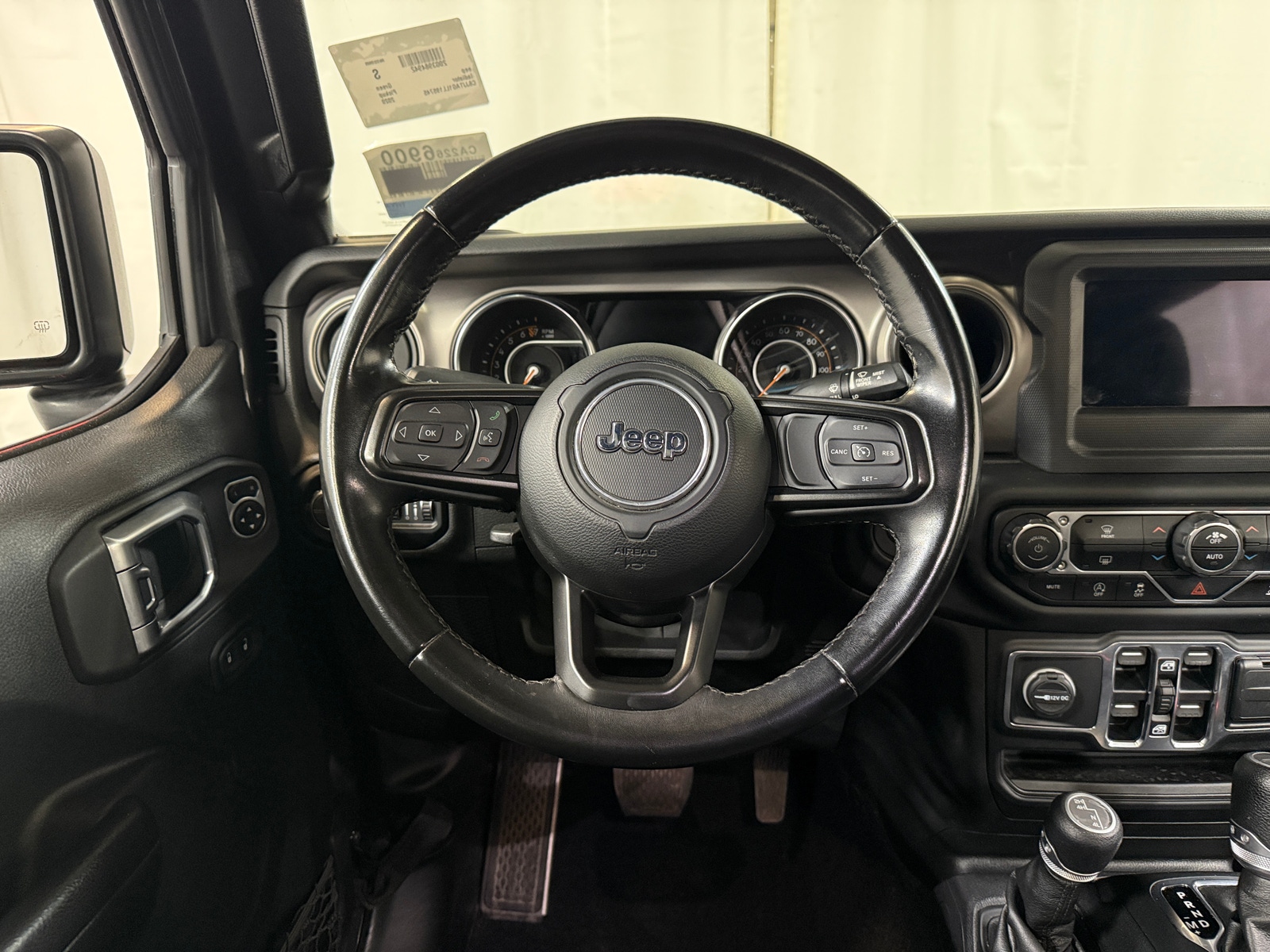 Thumbnail: 2020 Jeep Gladiator - 5