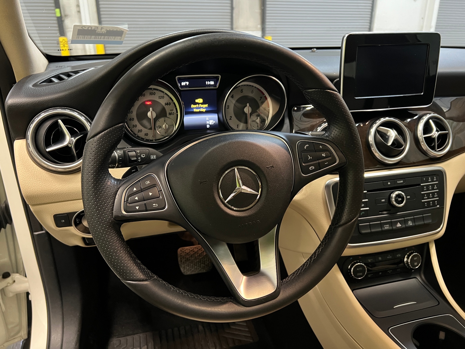 Thumbnail: 2016 Mercedes-Benz GLA - 4