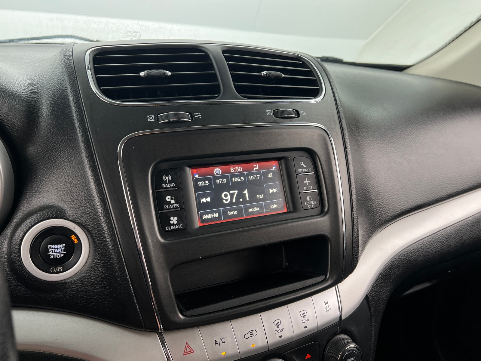 Thumbnail: 2020 Dodge Journey - 4