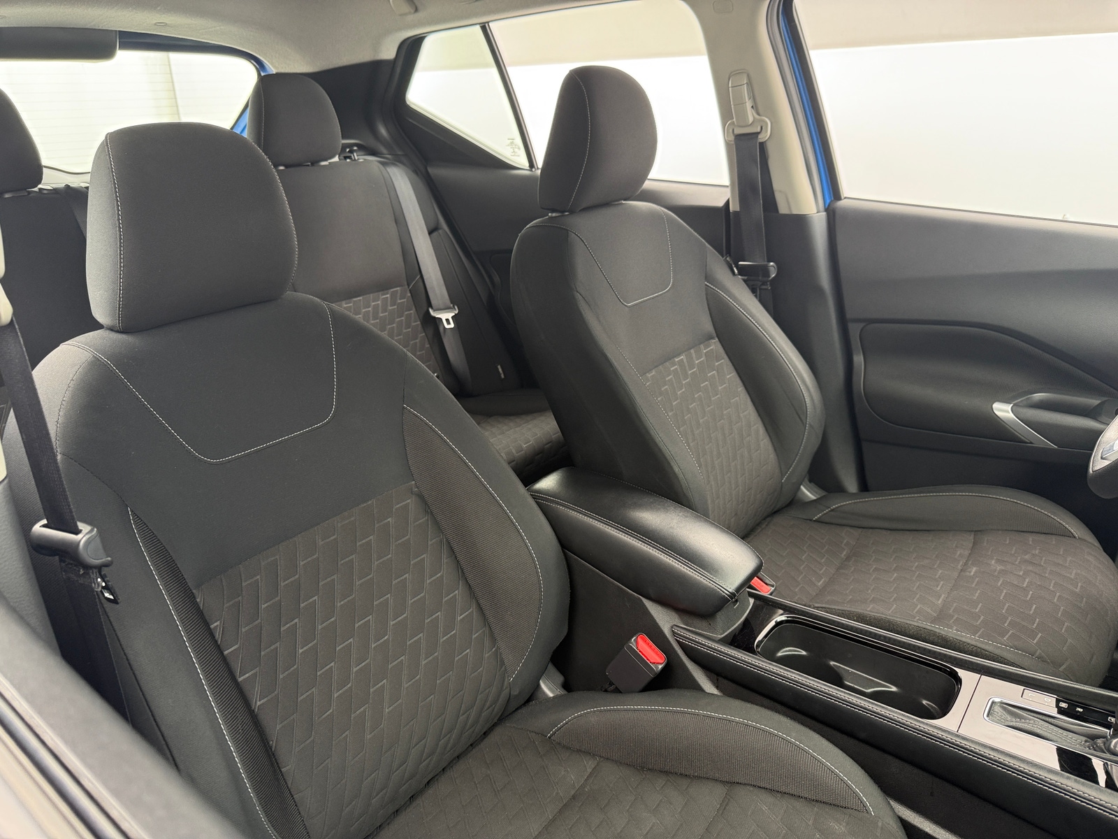 Thumbnail: 2022 Nissan Kicks - 2