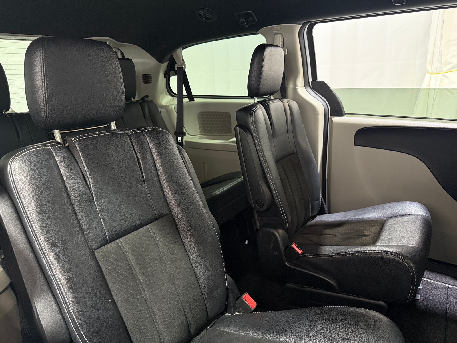 Thumbnail: 2019 Dodge Grand Caravan - 5