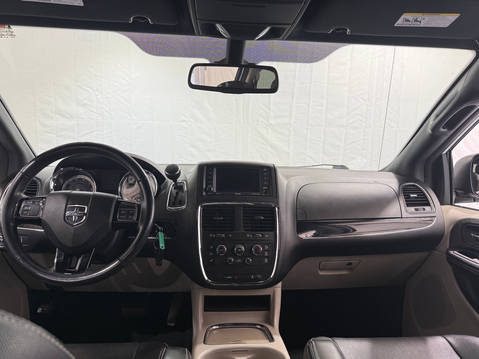 Thumbnail: 2019 Dodge Grand Caravan - 2