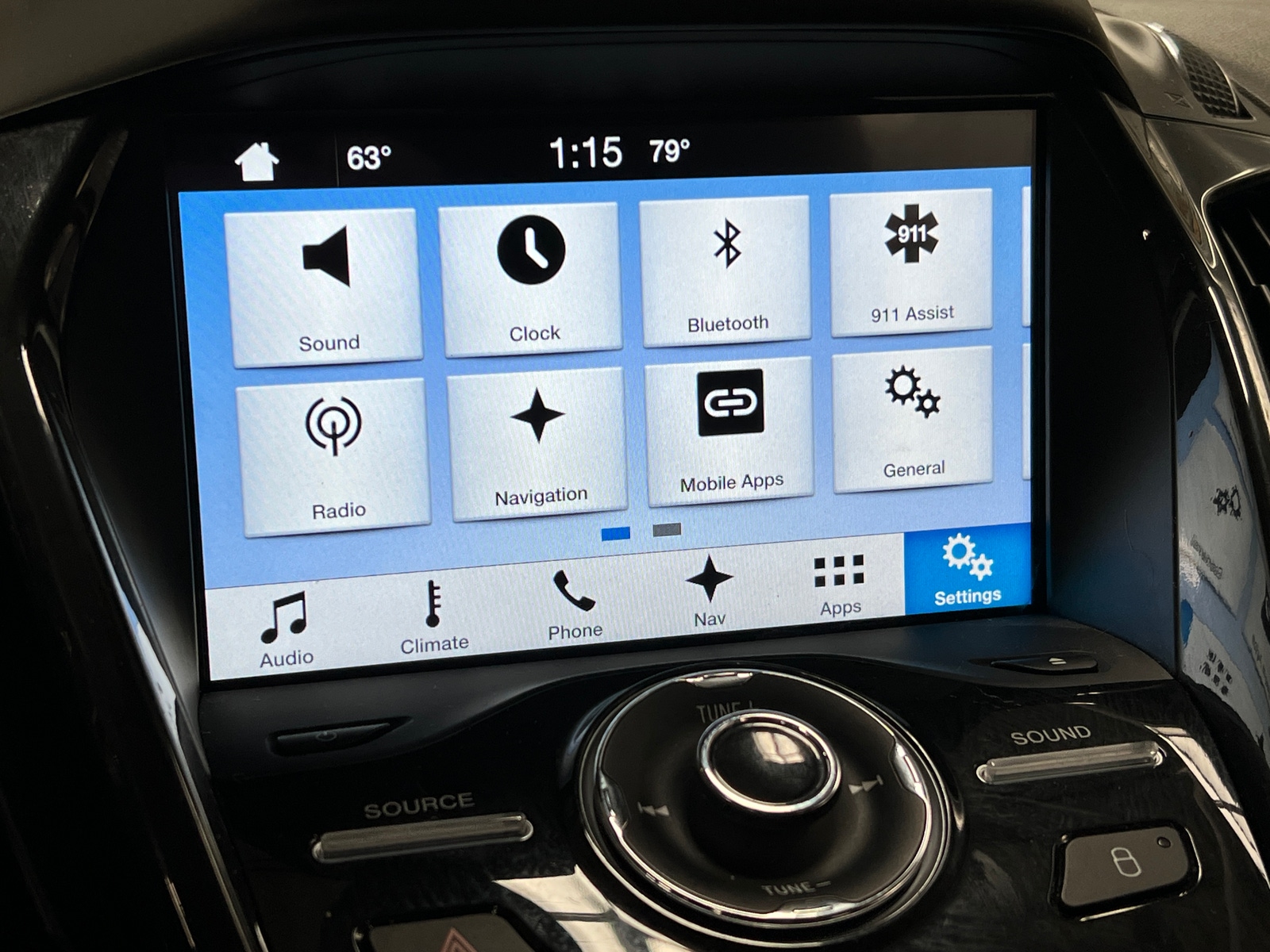 Thumbnail: 2016 Ford Escape - 3
