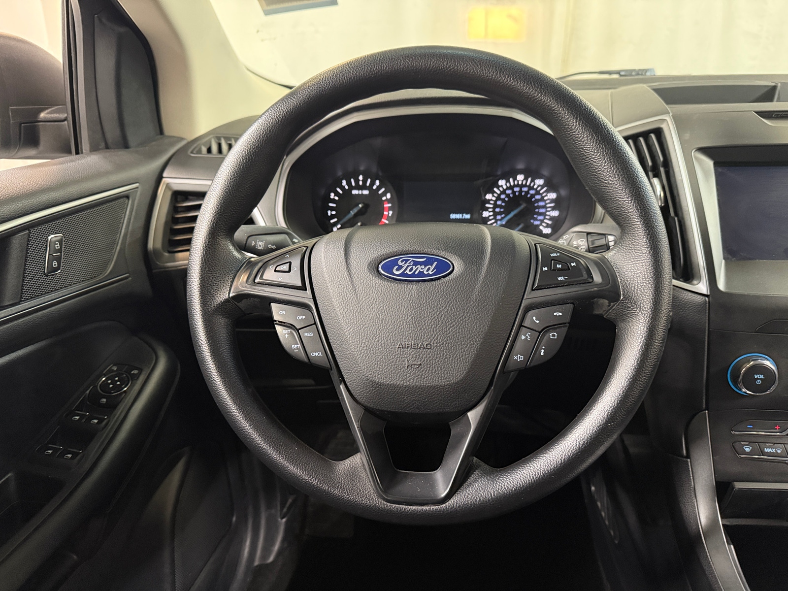 Thumbnail: 2020 Ford Edge - 5