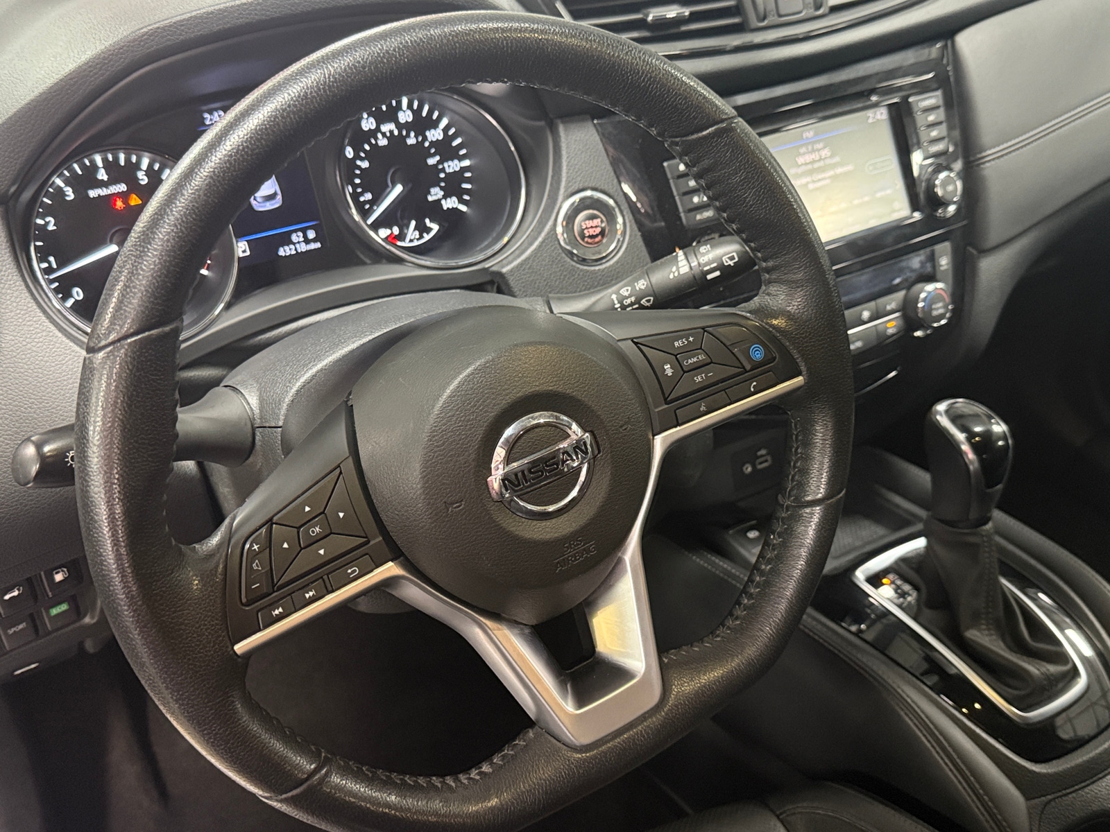 Thumbnail: 2019 Nissan Rogue - 4