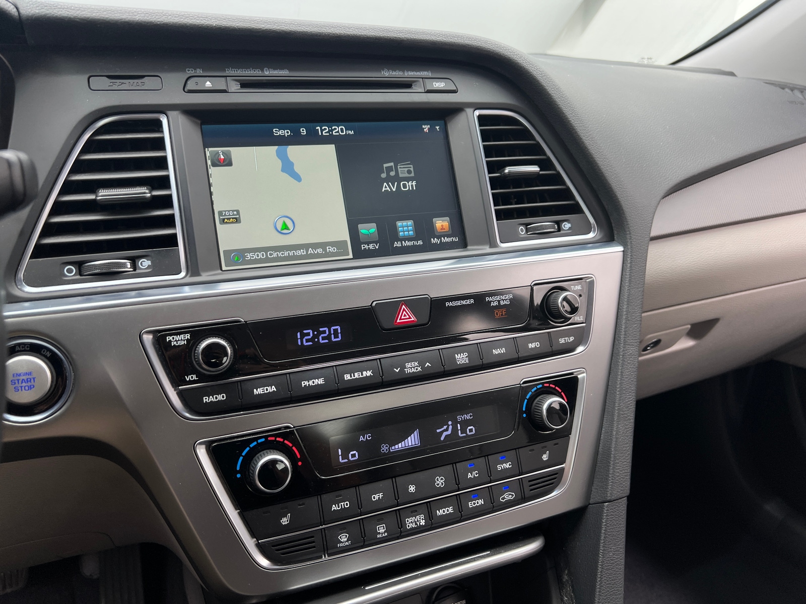 Thumbnail: 2017 Hyundai Sonata - 4