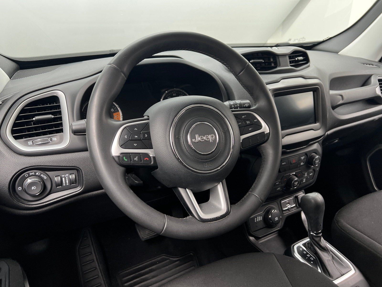 Thumbnail: 2021 Jeep Renegade - 5