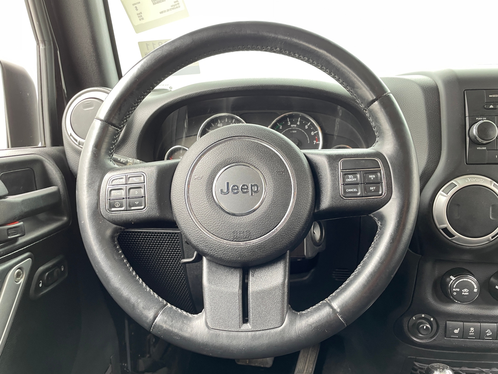 Thumbnail: 2016 Jeep Wrangler - 5