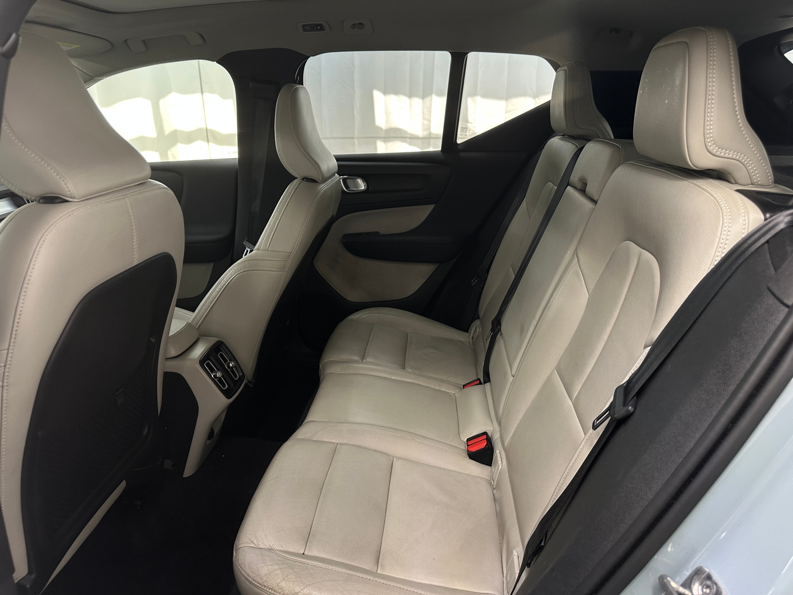 Thumbnail: 2019 Volvo XC40 - 5