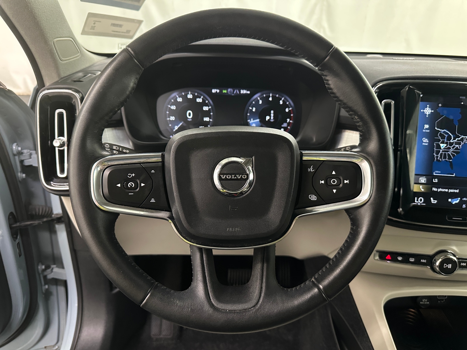 Thumbnail: 2019 Volvo XC40 - 4