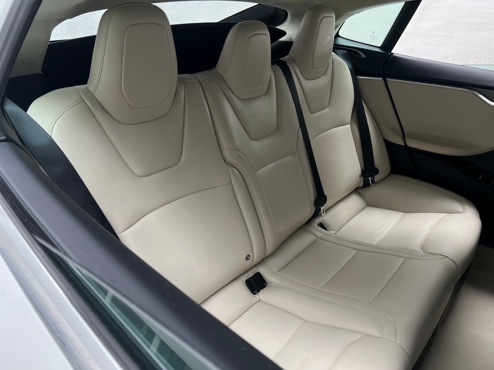 Thumbnail: 2017 Tesla Model S - 5