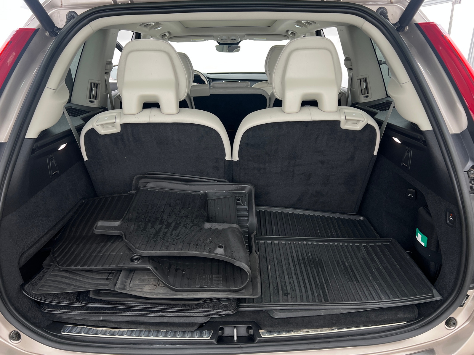 Thumbnail: 2024 Volvo XC90 - 6