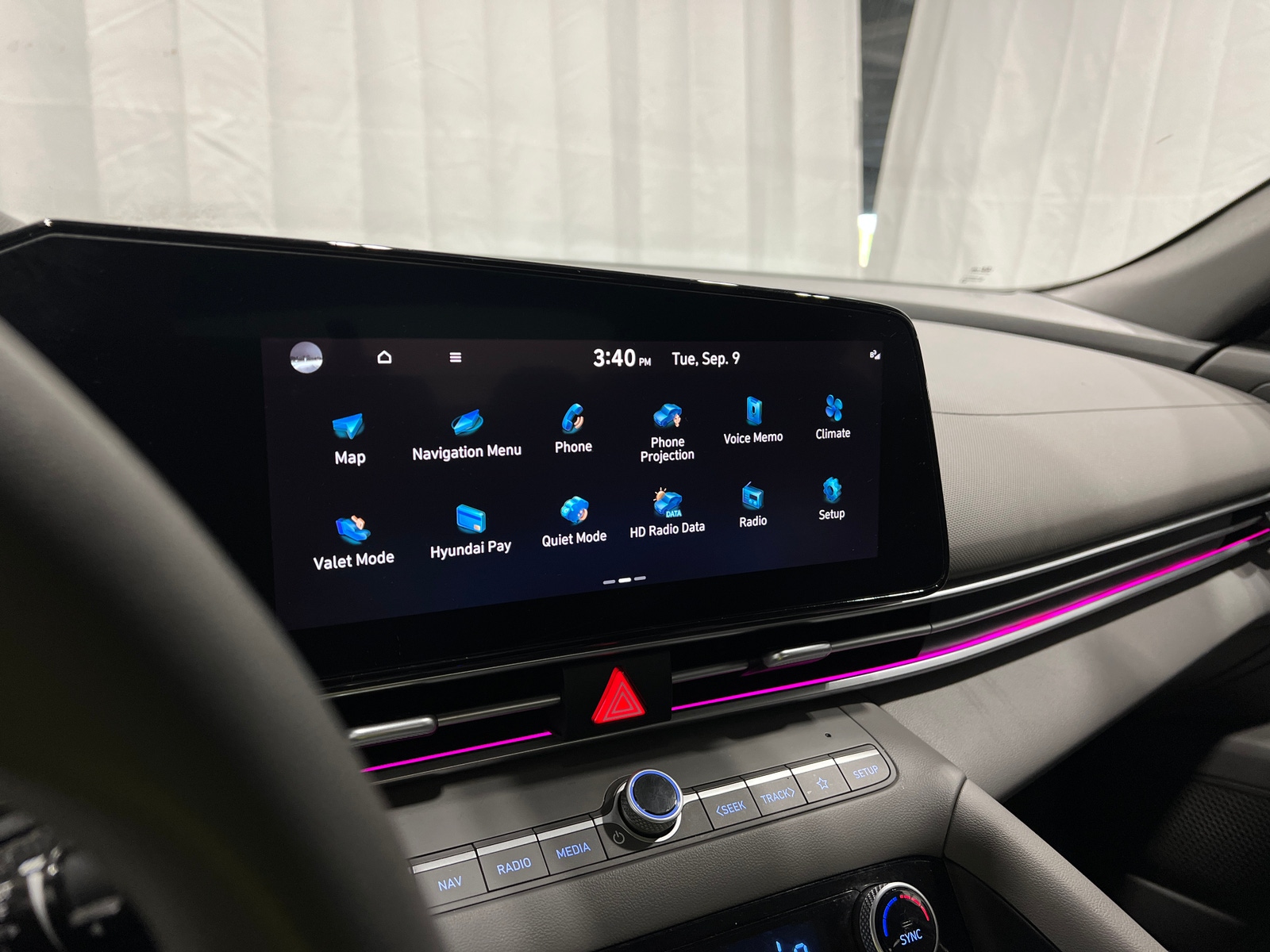Thumbnail: 2024 Hyundai Elantra - 4