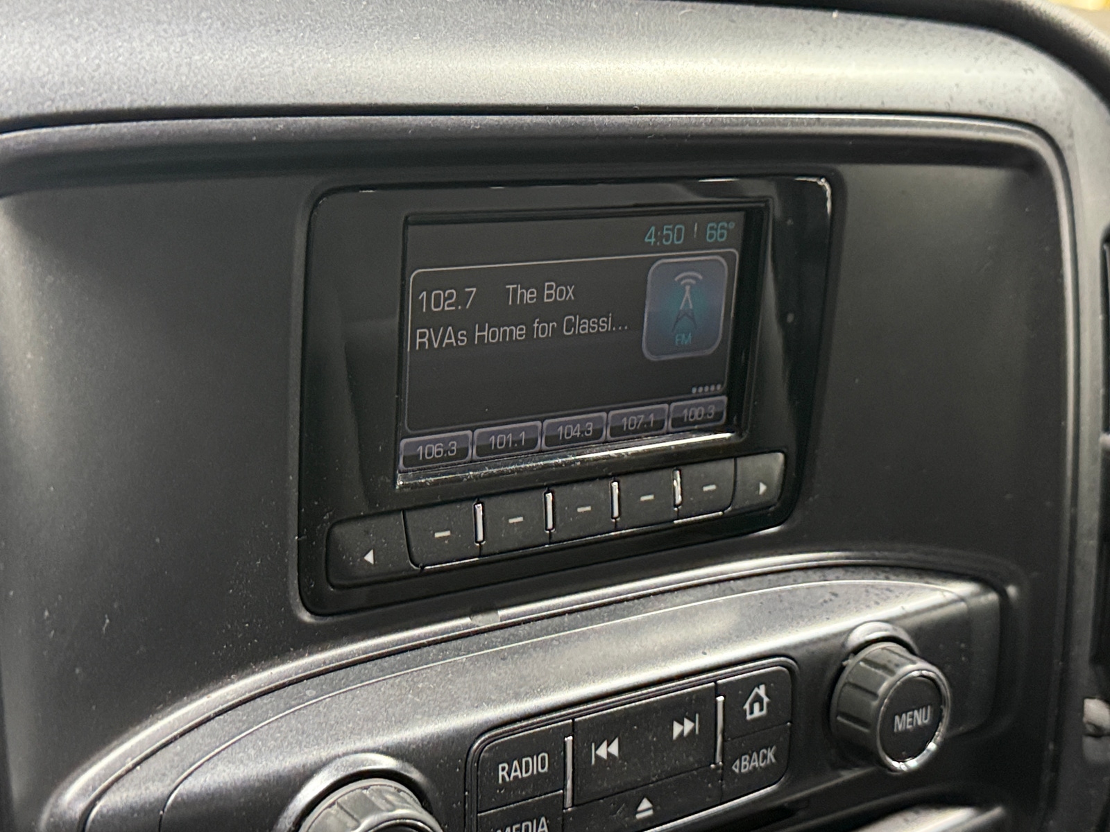 Thumbnail: 2015 Chevrolet Silverado 1500 - 4