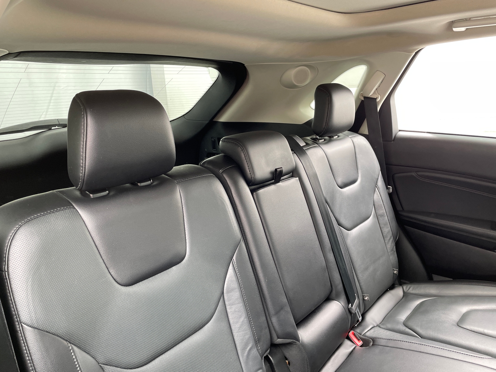 Thumbnail: 2019 Ford Edge - 5