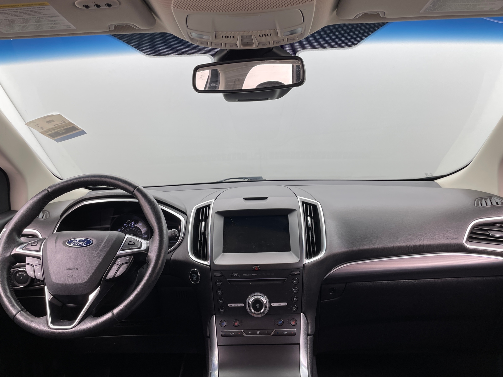 Thumbnail: 2019 Ford Edge - 2