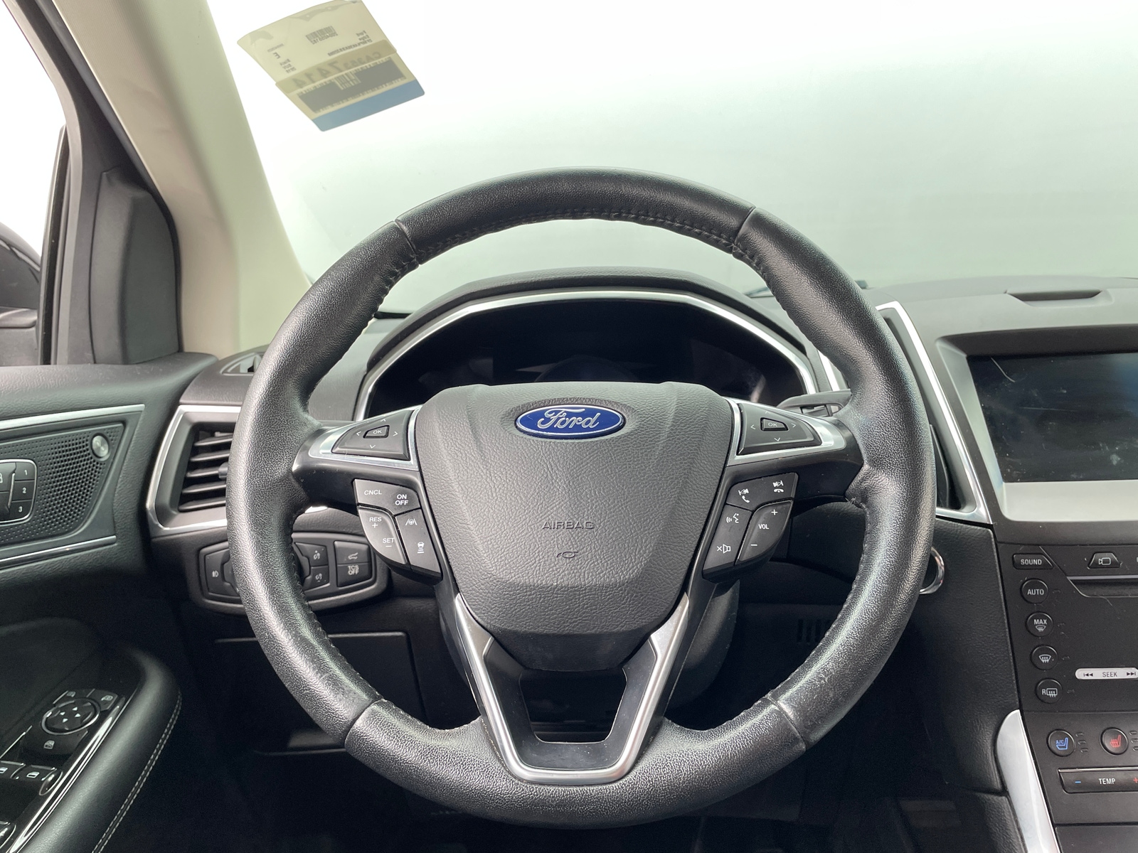 Thumbnail: 2019 Ford Edge - 4