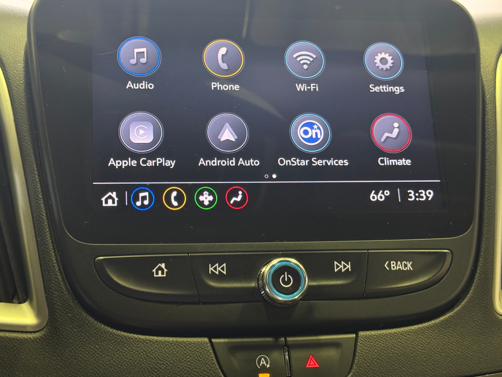 Thumbnail: 2022 Chevrolet Malibu - 4