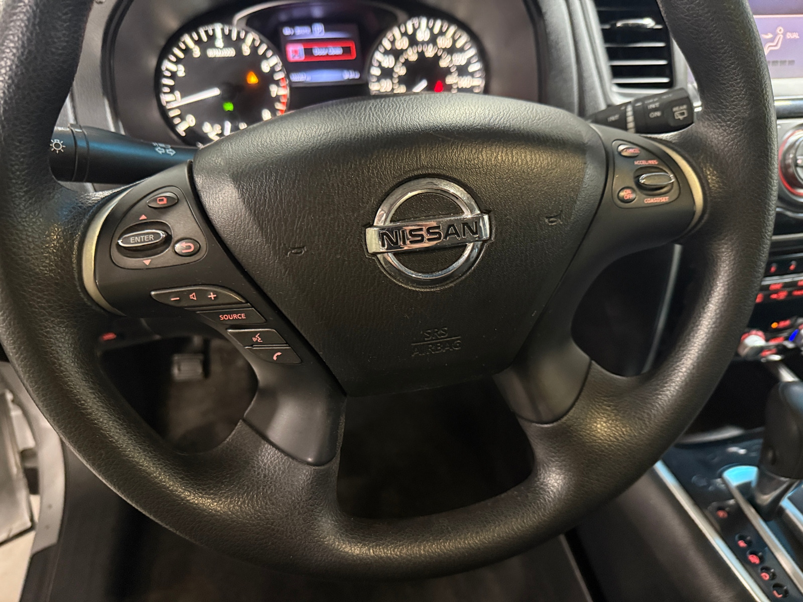 Thumbnail: 2017 Nissan Pathfinder - 5