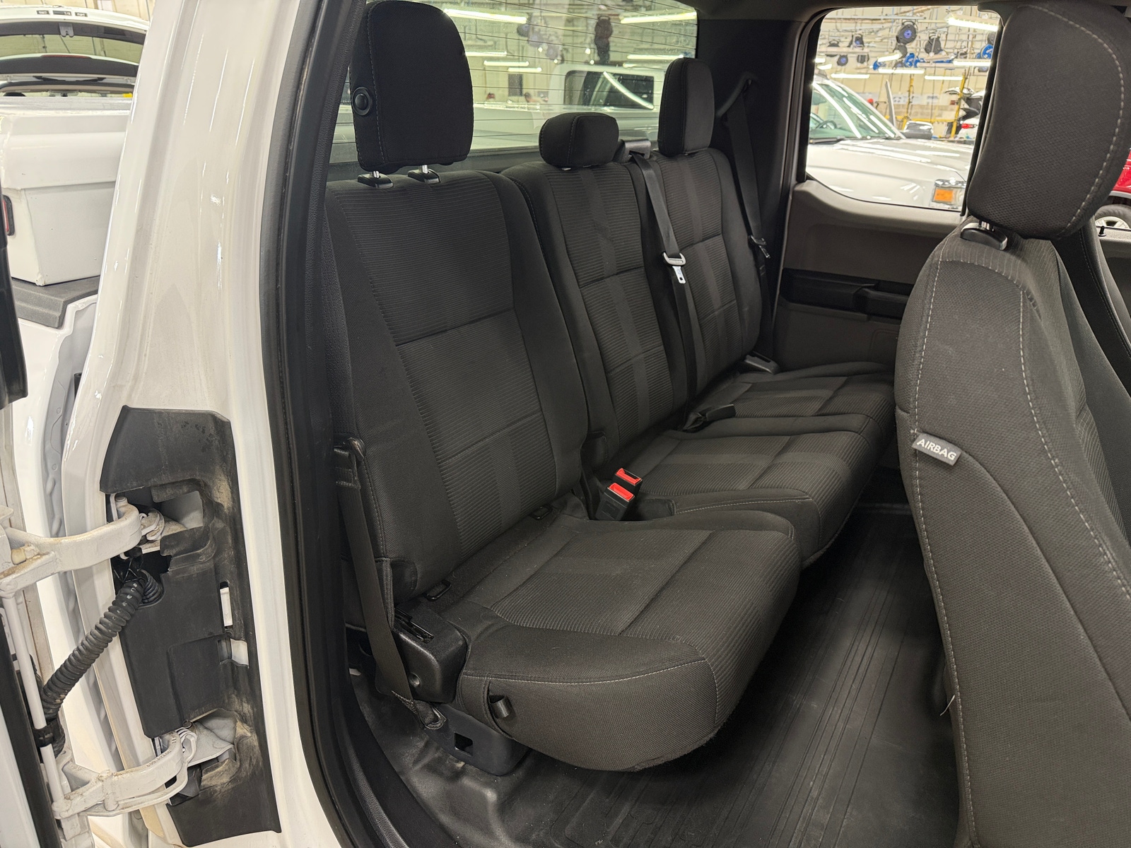 Thumbnail: 2019 Ford Econoline - 6