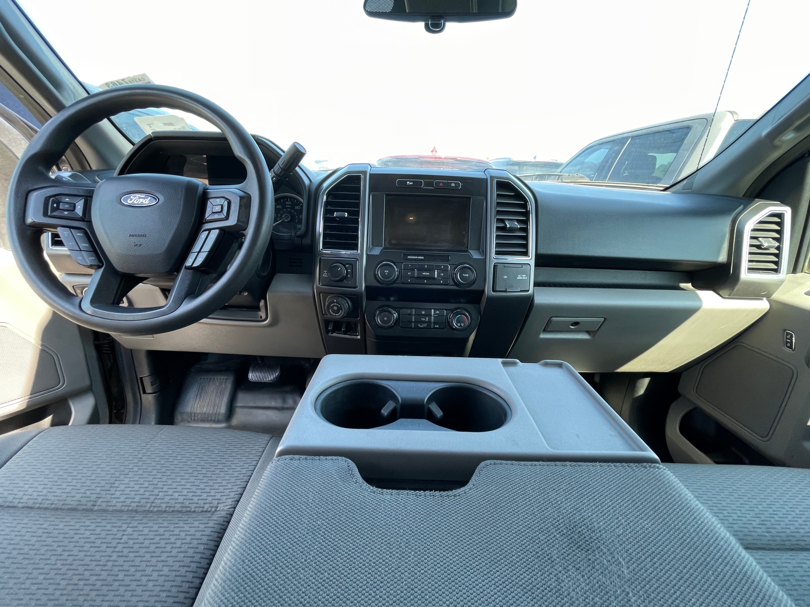 Thumbnail: 2020 Ford Econoline - 3