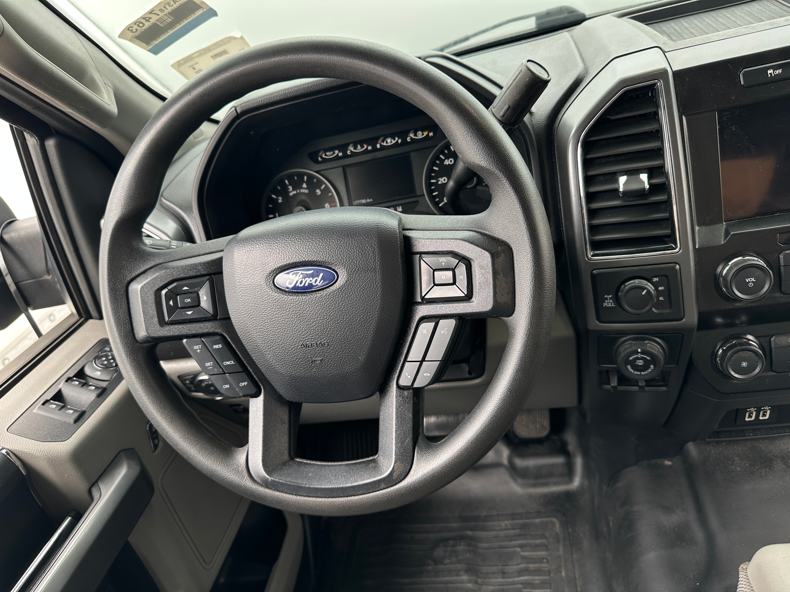 Thumbnail: 2020 Ford Econoline - 5