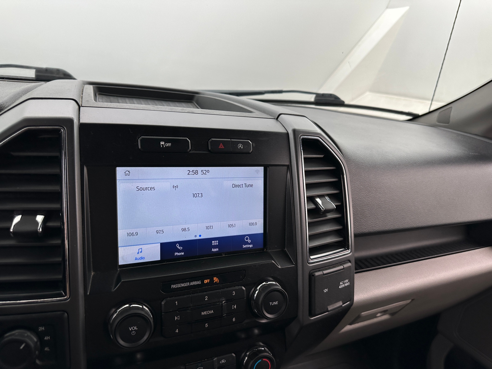 Thumbnail: 2020 Ford Econoline - 4
