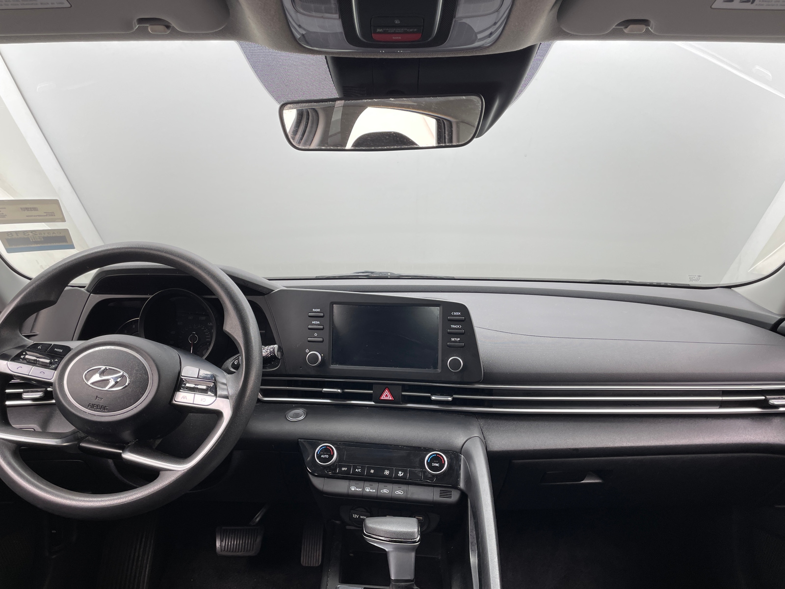Thumbnail: 2023 Hyundai Elantra - 3