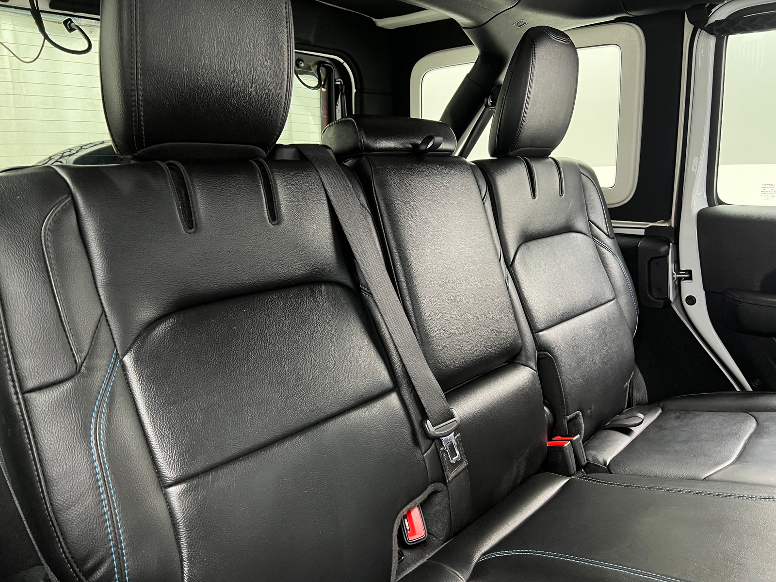 Thumbnail: 2022 Jeep Wrangler - 5