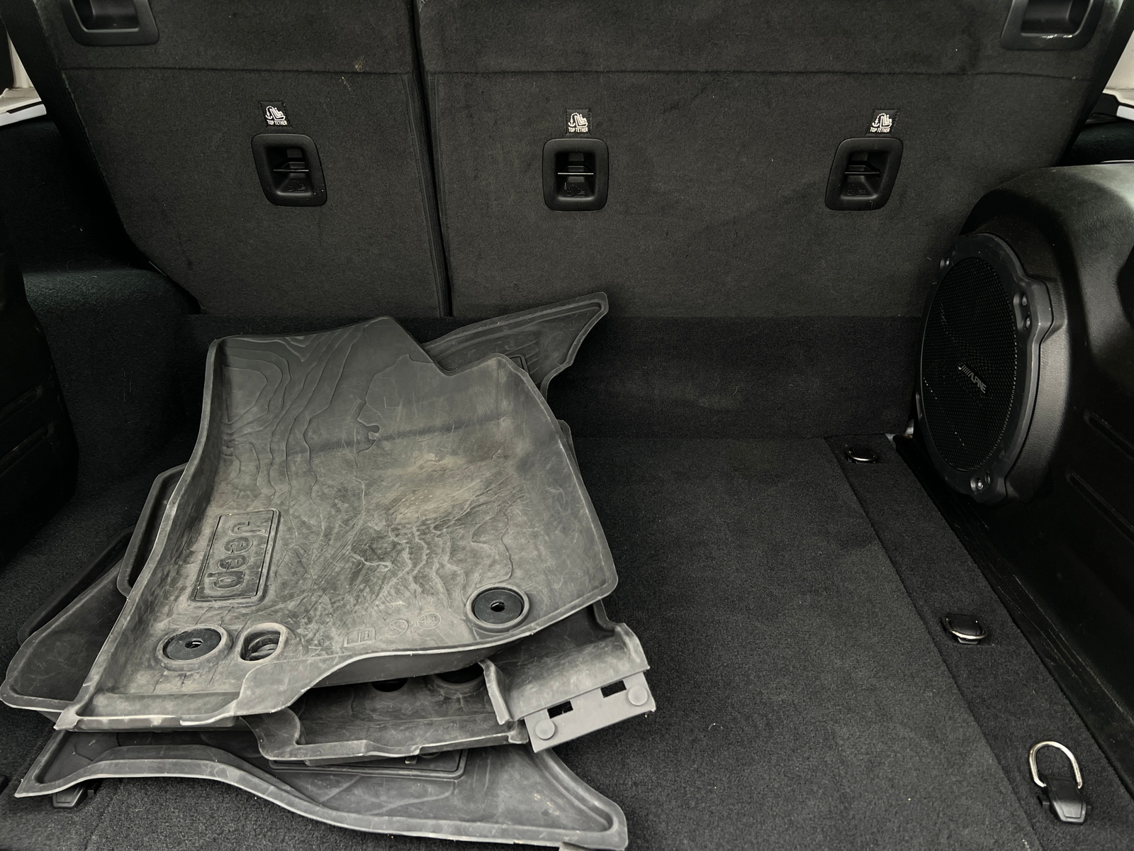 Thumbnail: 2022 Jeep Wrangler - 6